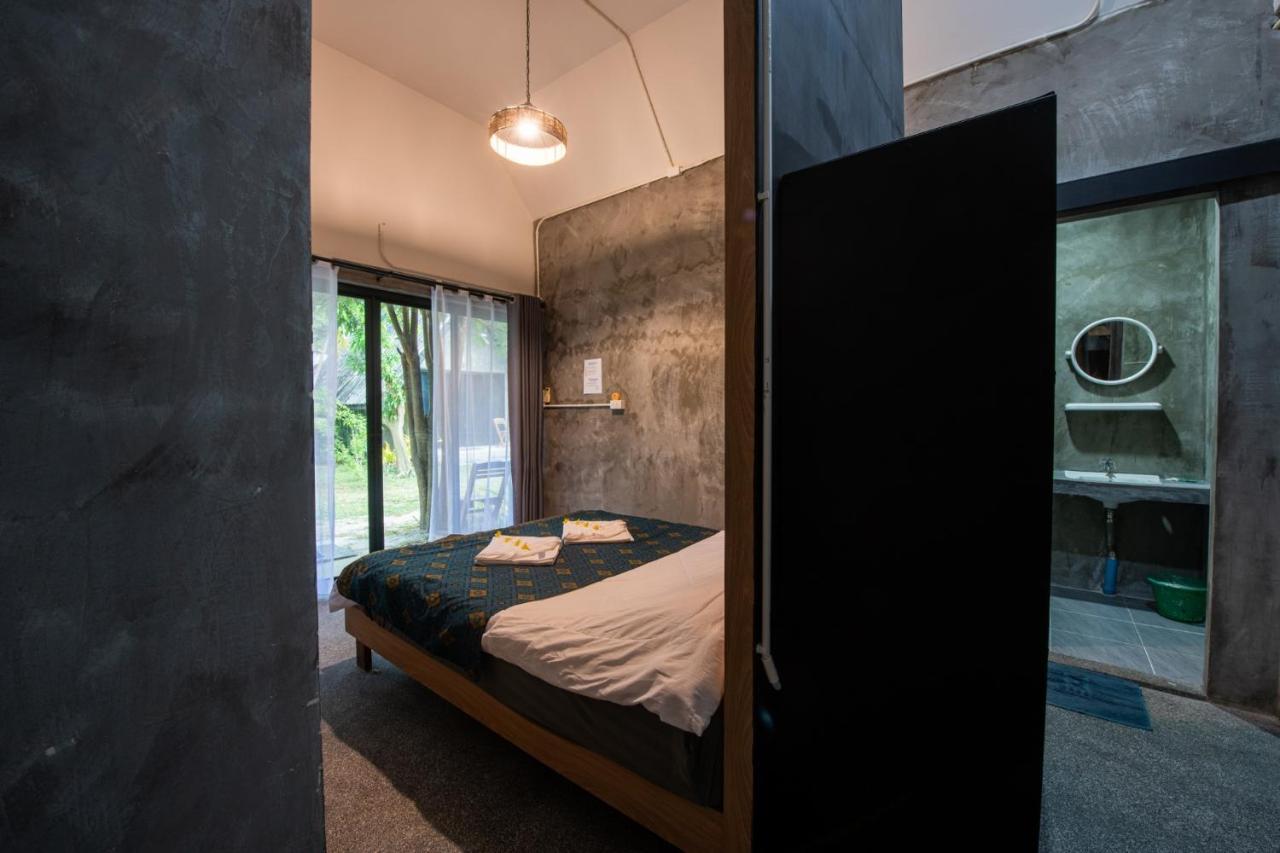 Cashewnut Tree Resort Koh Lanta Exterior photo