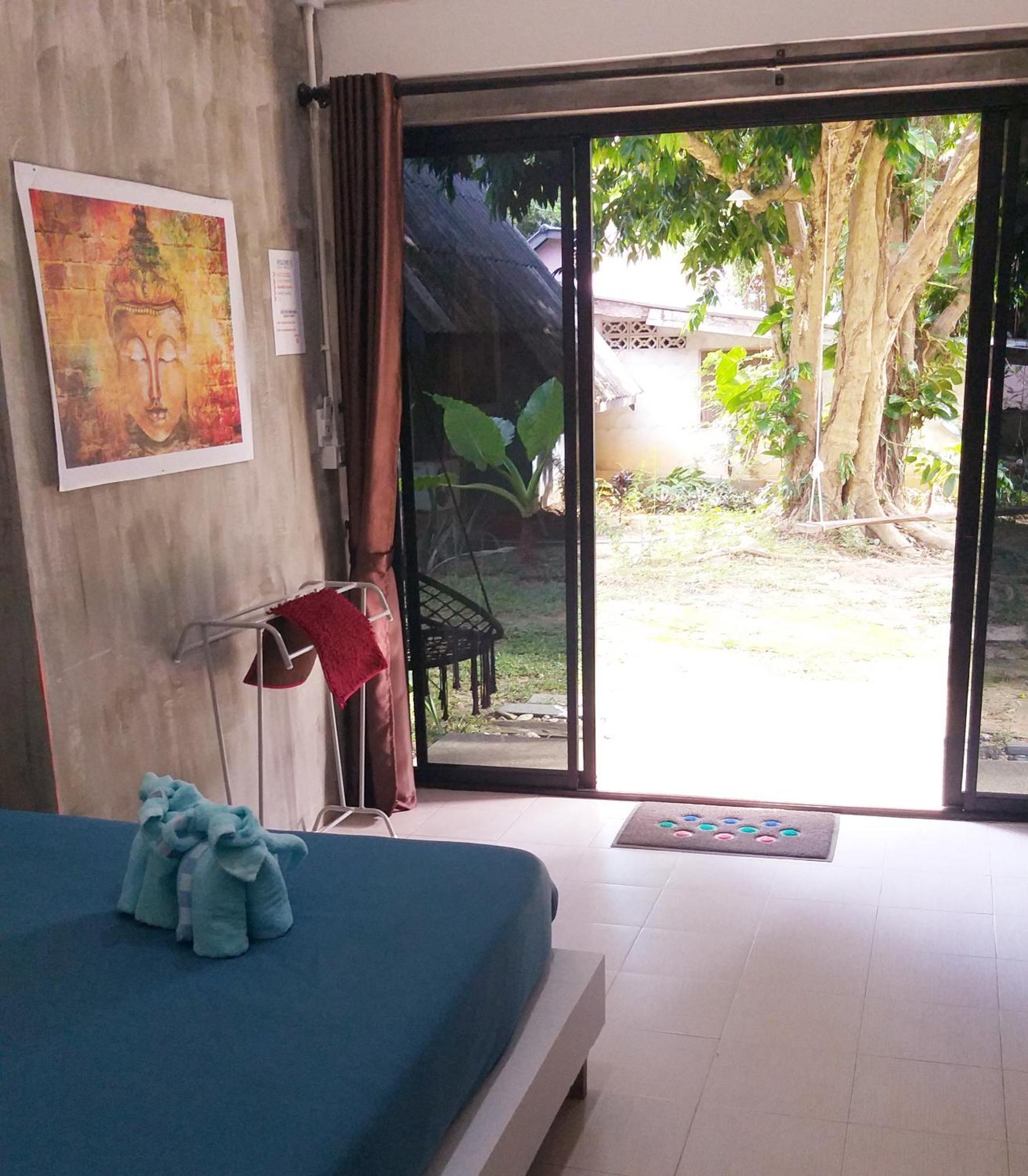 Cashewnut Tree Resort Koh Lanta Exterior photo