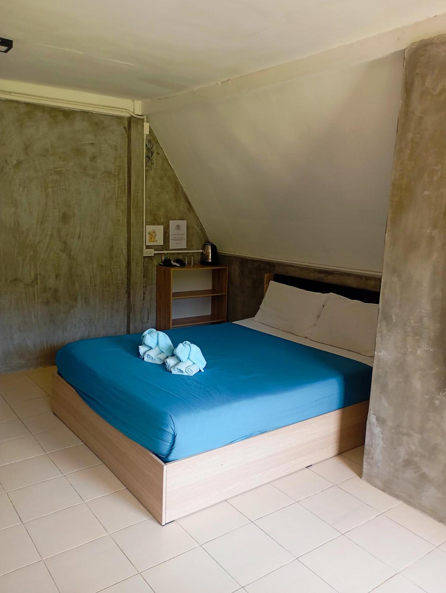 Cashewnut Tree Resort Koh Lanta Exterior photo