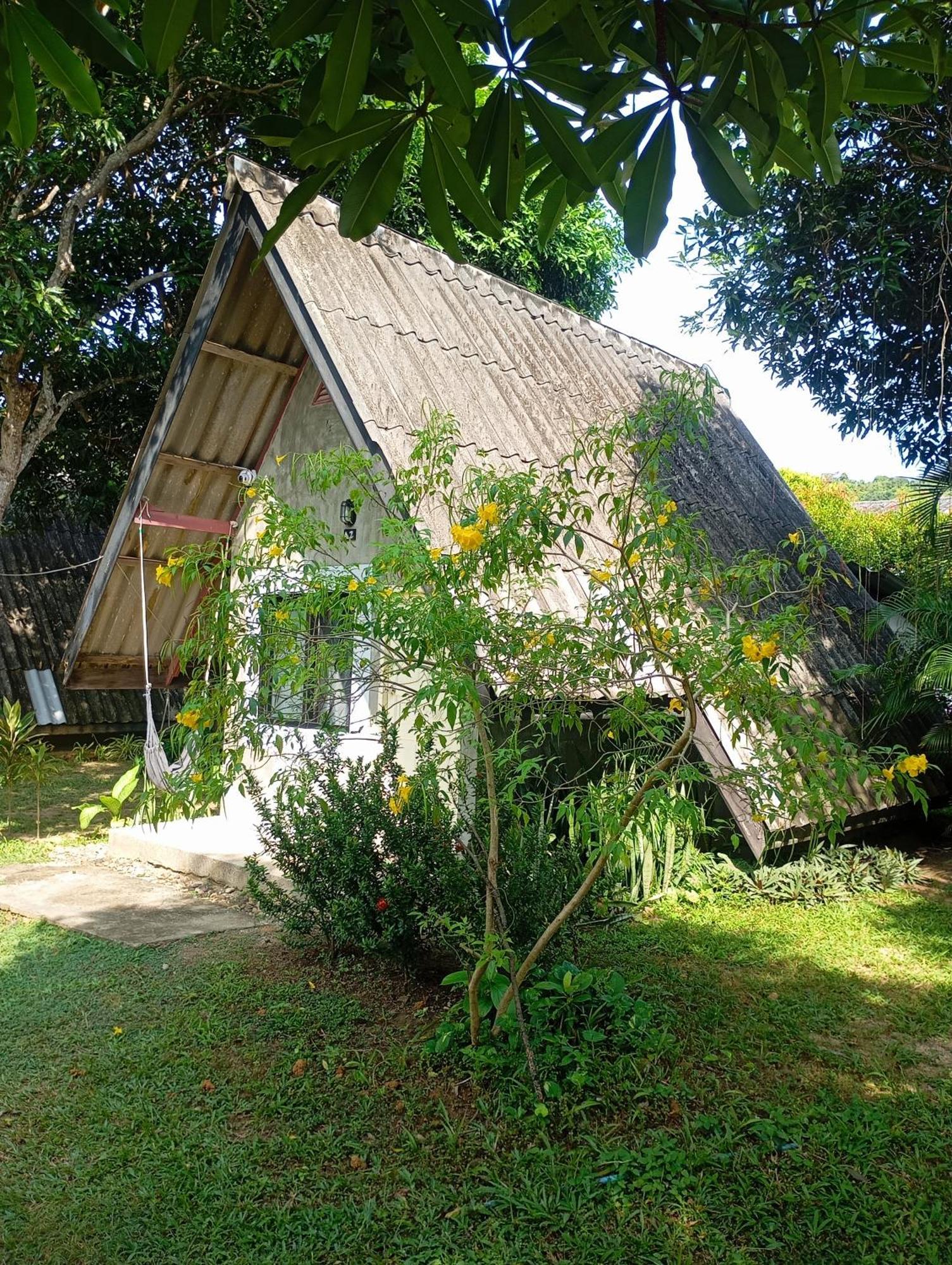 Cashewnut Tree Resort Koh Lanta Exterior photo